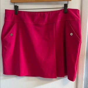 EUC Lilly Pulitzer Luxletic red Skort with Button Details. Size 14.